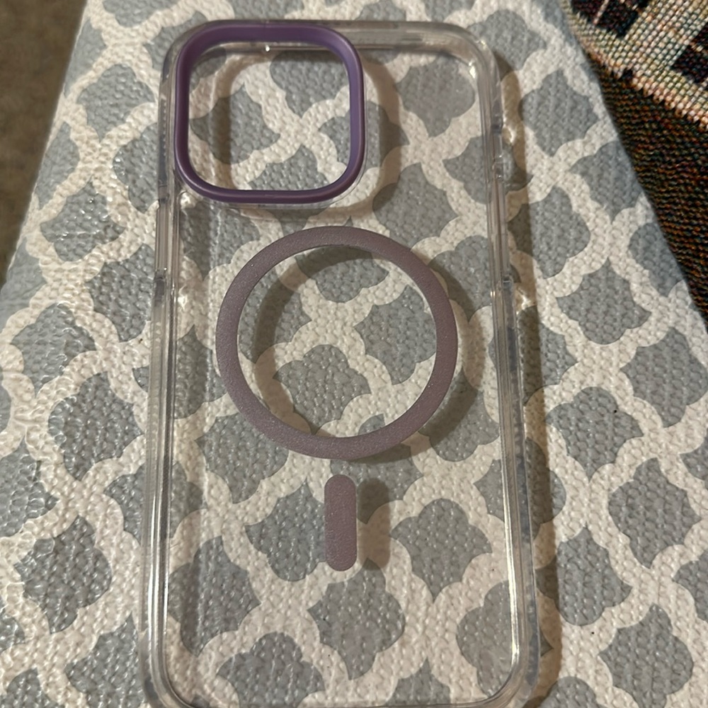 Tech 21 Clear MagSafe iPhone 14 Pro Max Case